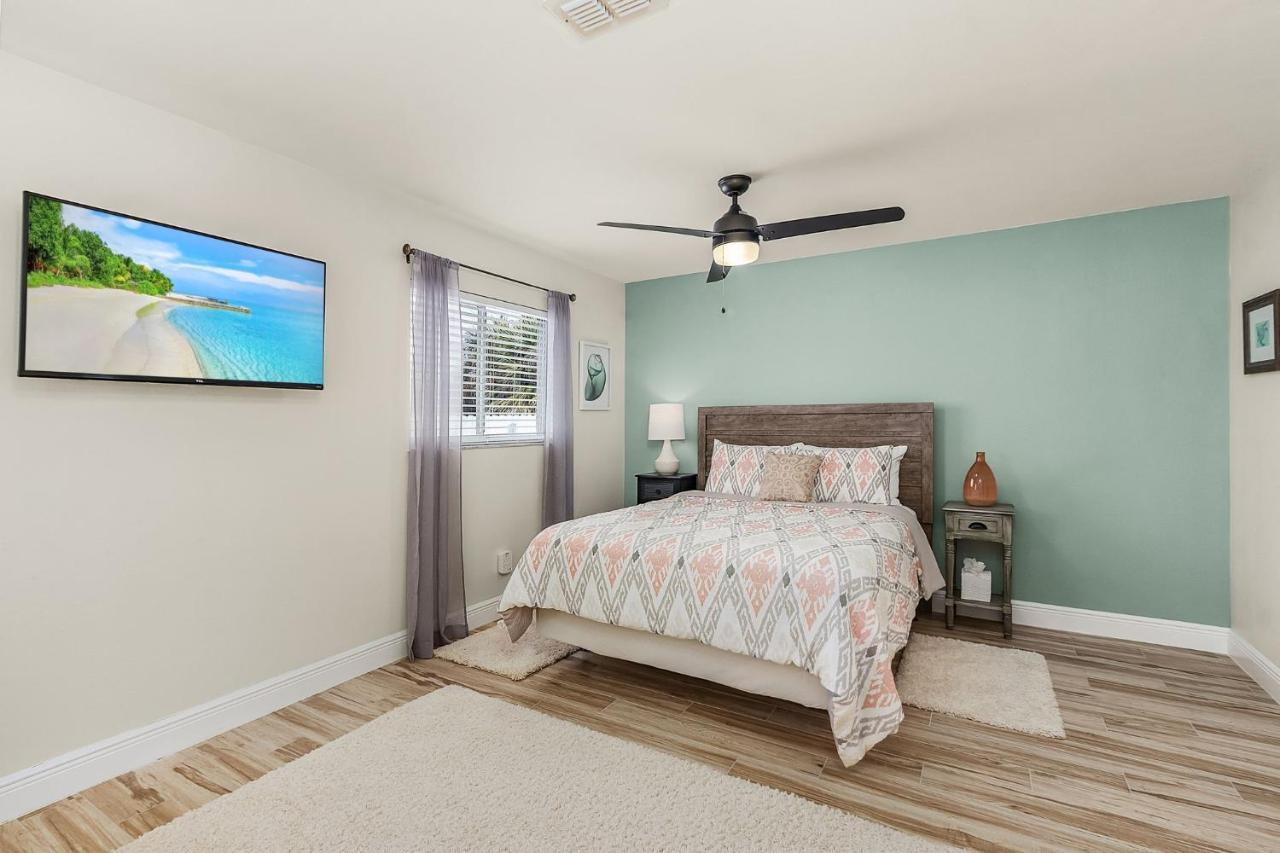 Villa Three Sisters - Roelens Vacations Cape Coral Exterior foto